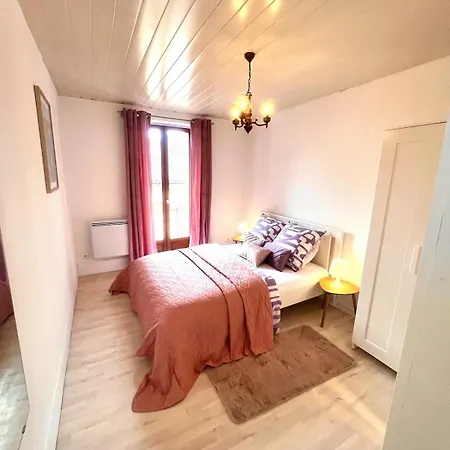En Plein Centre-ville Gare Darcy Apartment